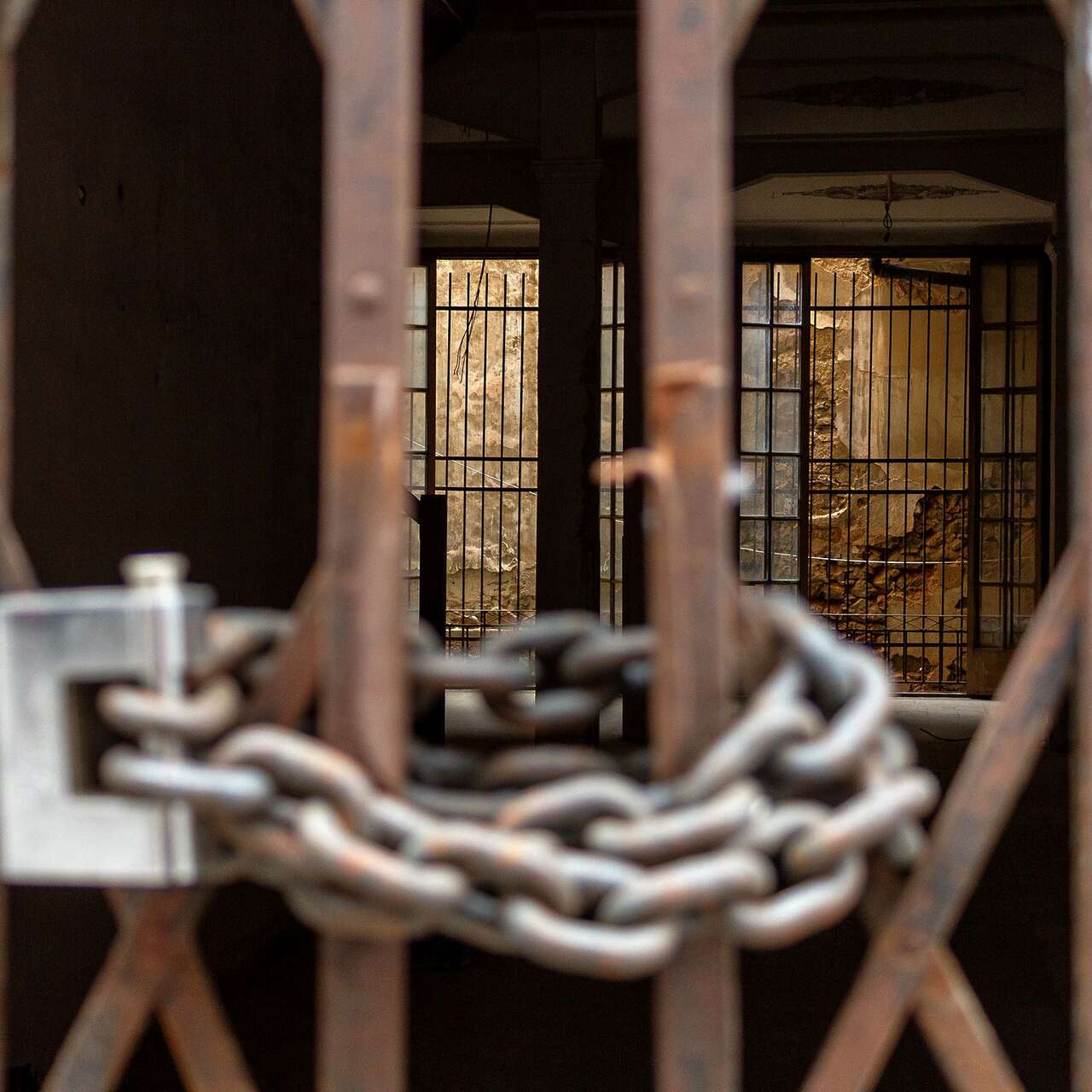 Photo of an old gate in Athens